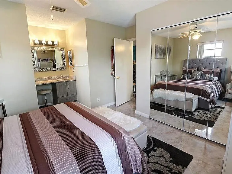 3246 NW 102nd Ter #308-F — Photo 3