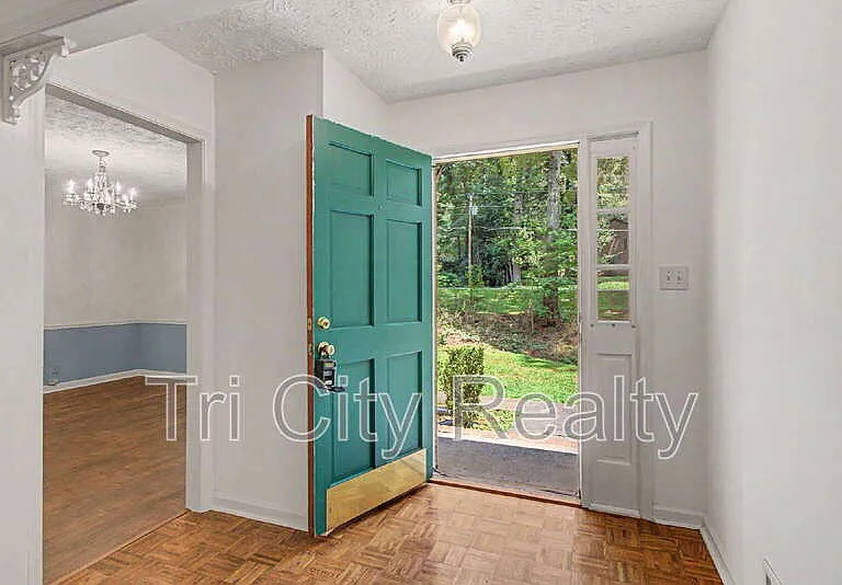135 Brookside Trce — Photo 8