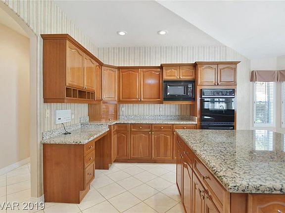 5th image of 1620 Fairgate Ct