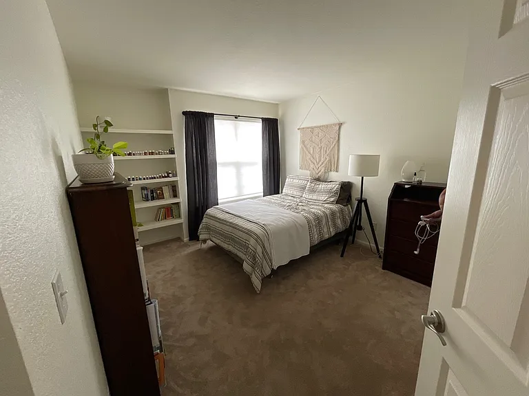 9418 Burgundy Cir — Photo 18
