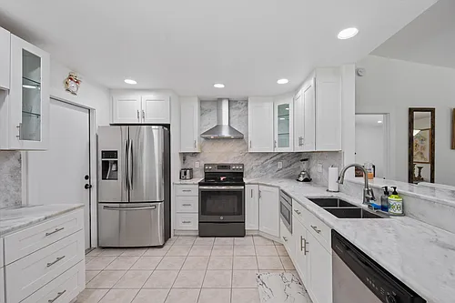 14122 Citrus Dr Photo 1