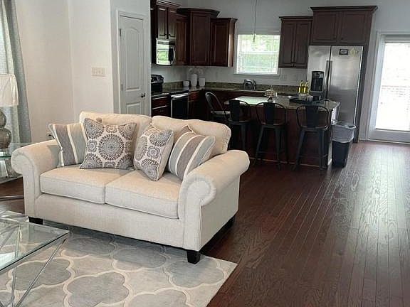 5th image of 10344 Sweet Bay Dr