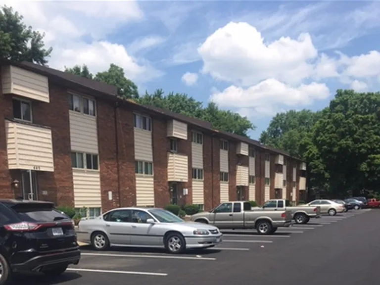 Spring Creek Apartments — Photo 13