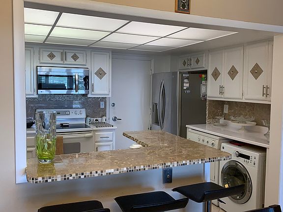 2nd image of 3750 Galt Ocean Dr APT 1108