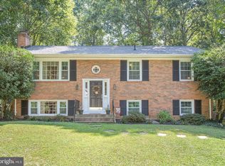 1037 Harbour Dr, Stafford, VA 22554