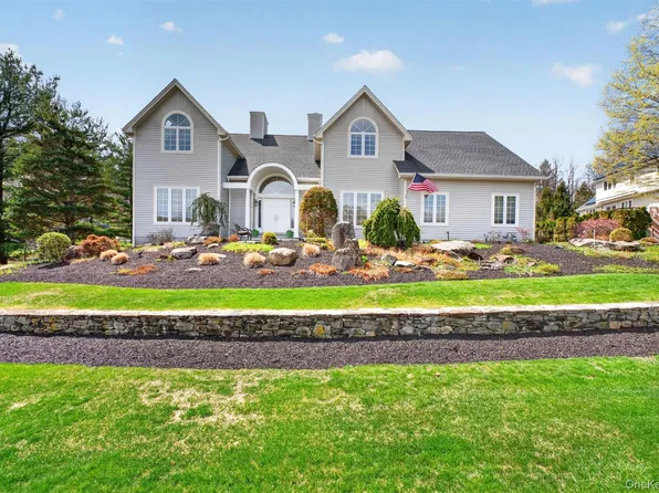 75 Kensington Lane, Yorktown Heights, NY 10598