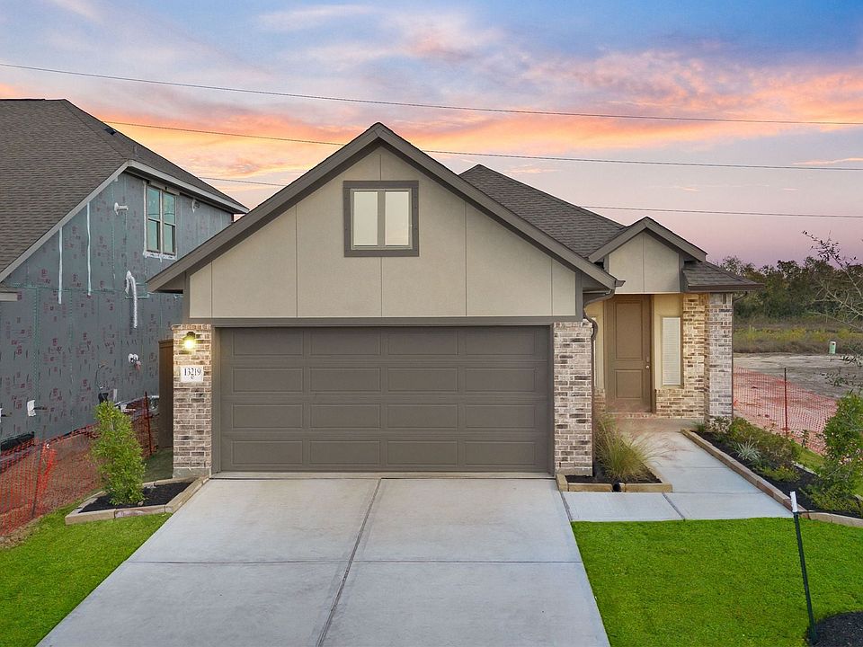 1st image of 13219 Padre Bay Ln