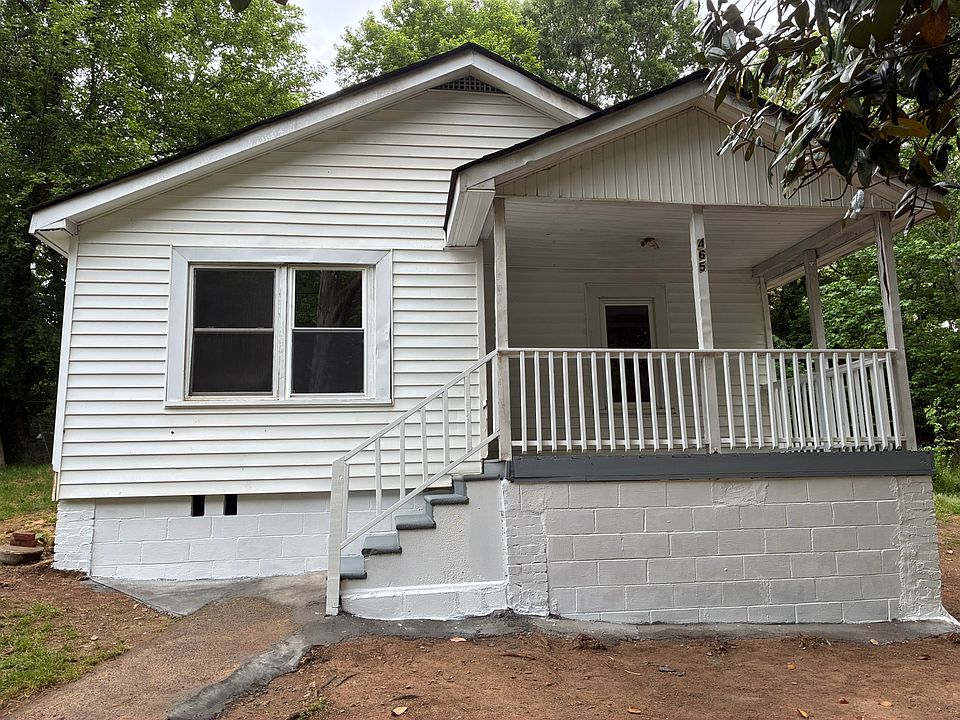 1st image of 465 Richardson St