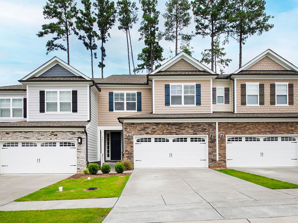 1st image of 906 Haybeck Ln