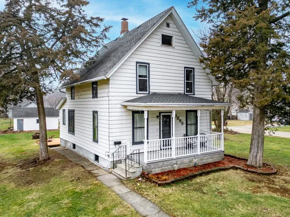 612 Chicago St, Belvidere, IL 61008