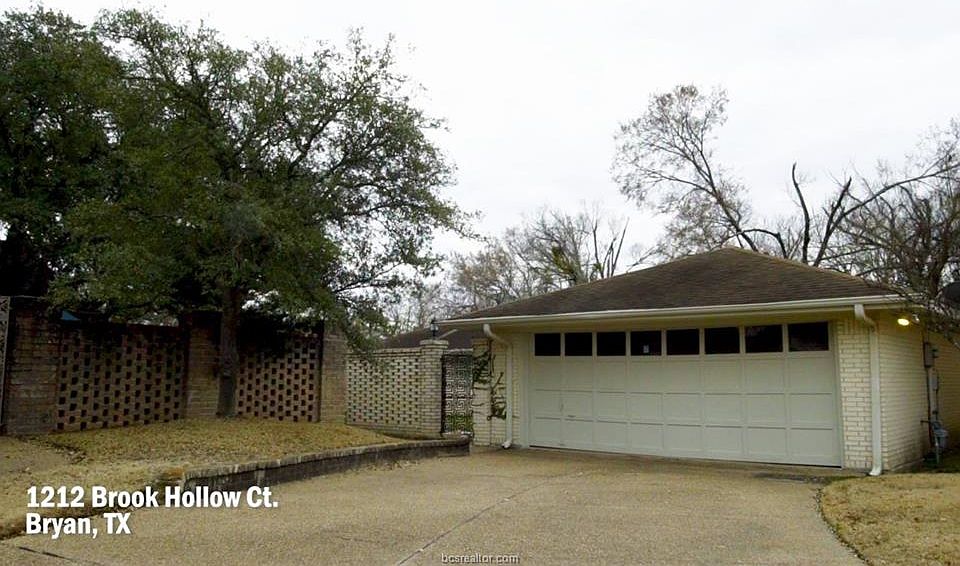 1st image of 1212 Brook Hollow Ct
