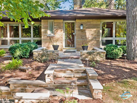 2nd image of 6381 Blackhawk Trl