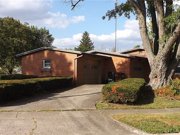 2nd image of 3933 Robertann Dr