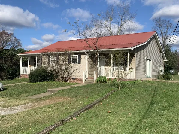 1832A Park St, White Bluff, TN 37187