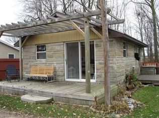557 Richard Dr, Crystal, MI 48818