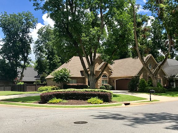 3rd image of 200 Taylor Elaine Dr