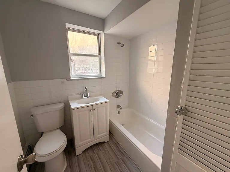 44 Stegman St #2E — Photo 8
