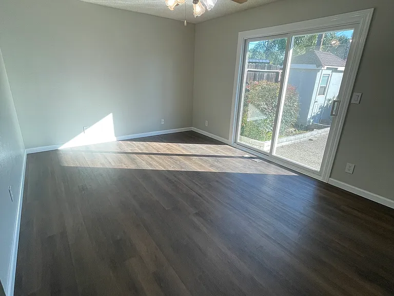 1140 Lake Home Dr — Photo 9