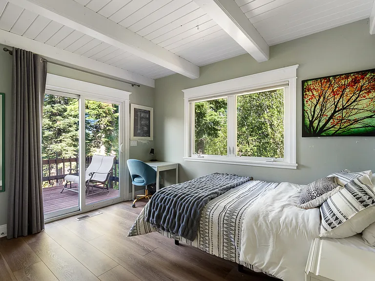 320 Kimberly Dr — Photo 17
