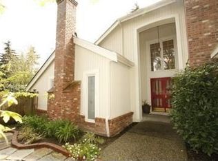 2522 Medina Cir, Medina, WA 98039