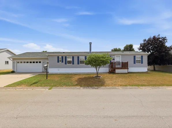 13686 Snapdragon Ln NE, Cedar Springs, MI 49319