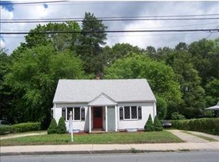 202 Montvale Ave, Woburn, MA 01801