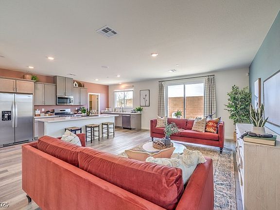 3rd image of 1019 Gentle Swan St #693