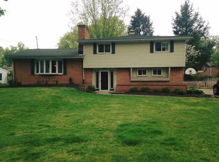 27 Willowbrook Dr, Parkersburg, WV 26104
