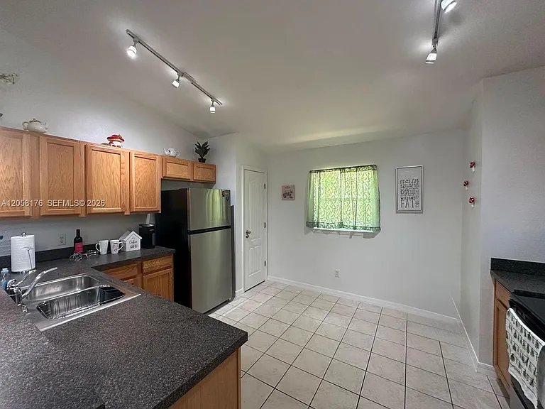803 Sandy Ridge Dr #0 — Photo 7