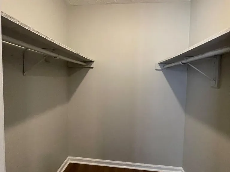 401 Water Oak Way — Photo 18