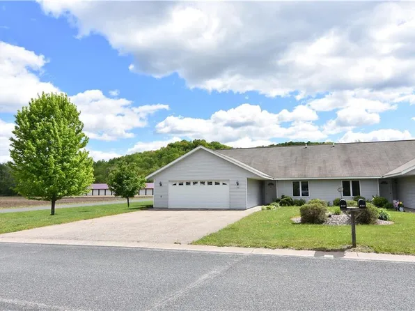 101 Baileyville Court, Knapp, WI 54749