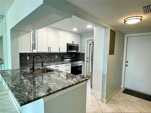 801 N Ocean Blvd Photo 1 801 N Ocean Blvd Photo 1