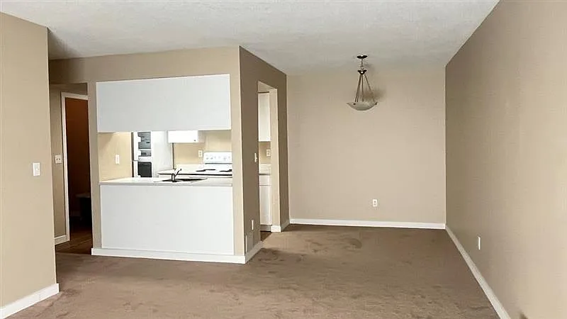 3046 Clearbrook Road — Photo 3