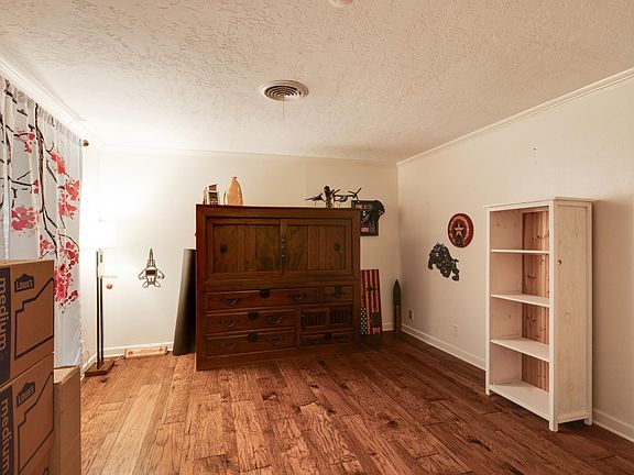 4th image of 4409 Nassau Dr