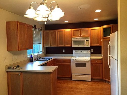 2nd image of 5264 NE 121st Ave #G334