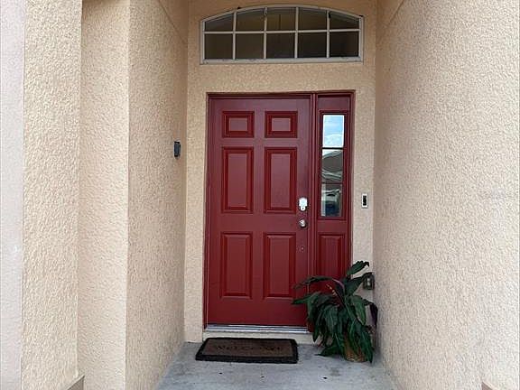 2nd image of 742 Old Bridge Cir