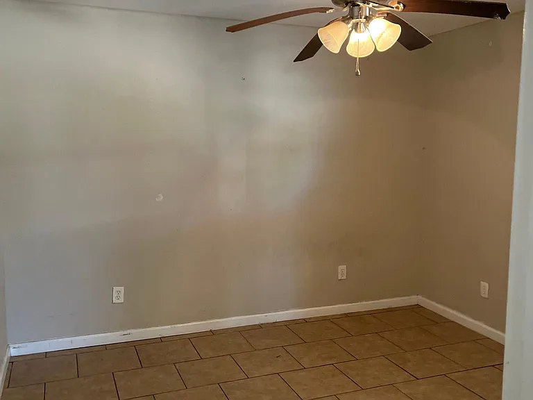 4644 Bonita Dr — Photo 5