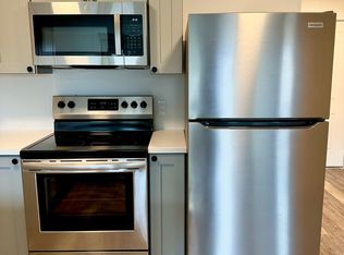 95 Gordon Ln #106, Morrisville, VT 05661