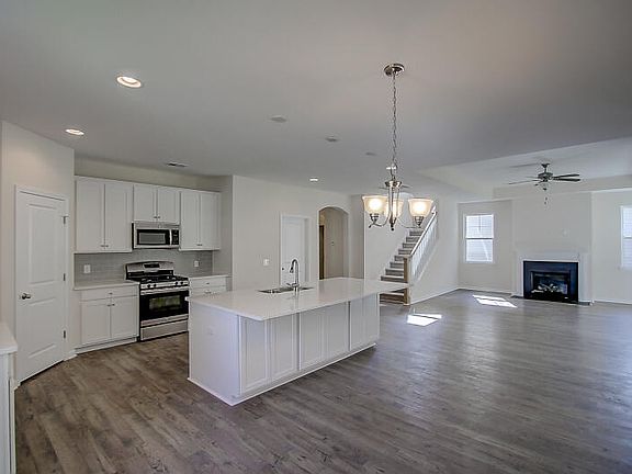 02 Saluda Kitchen