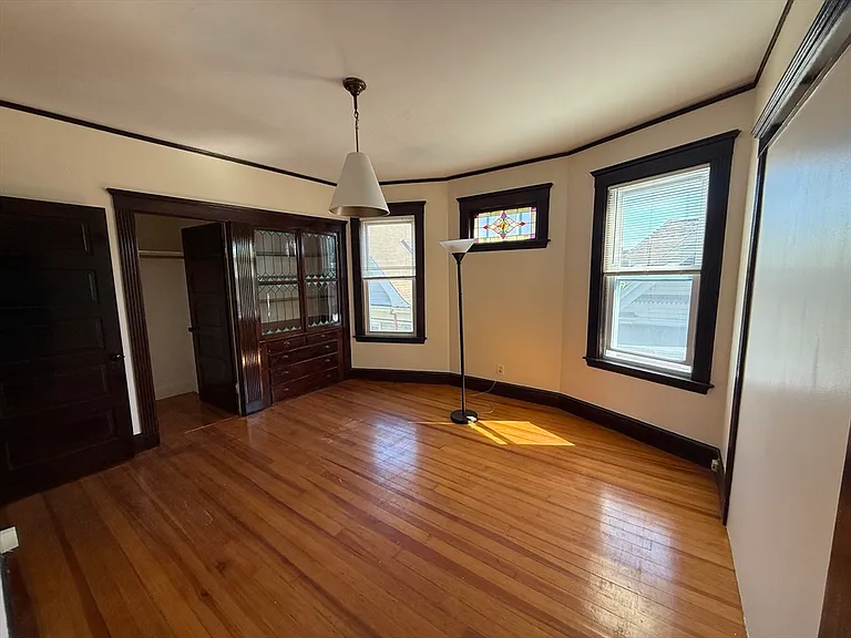 7 Chase St #3 — Photo 5