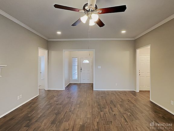 4th image of 709 Morgan Dr