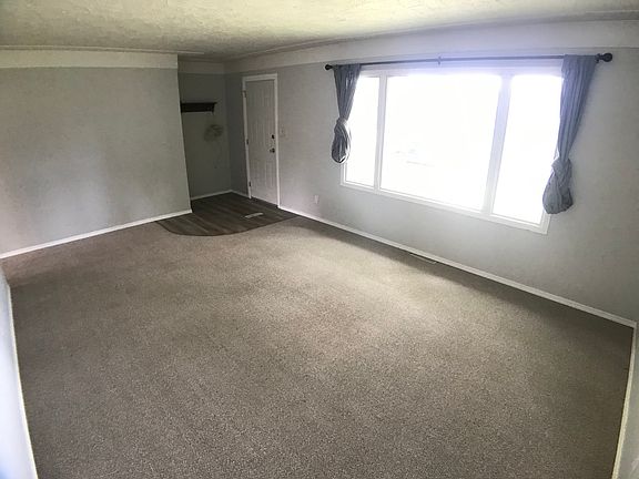 4th image of 9851 67th Ave NW