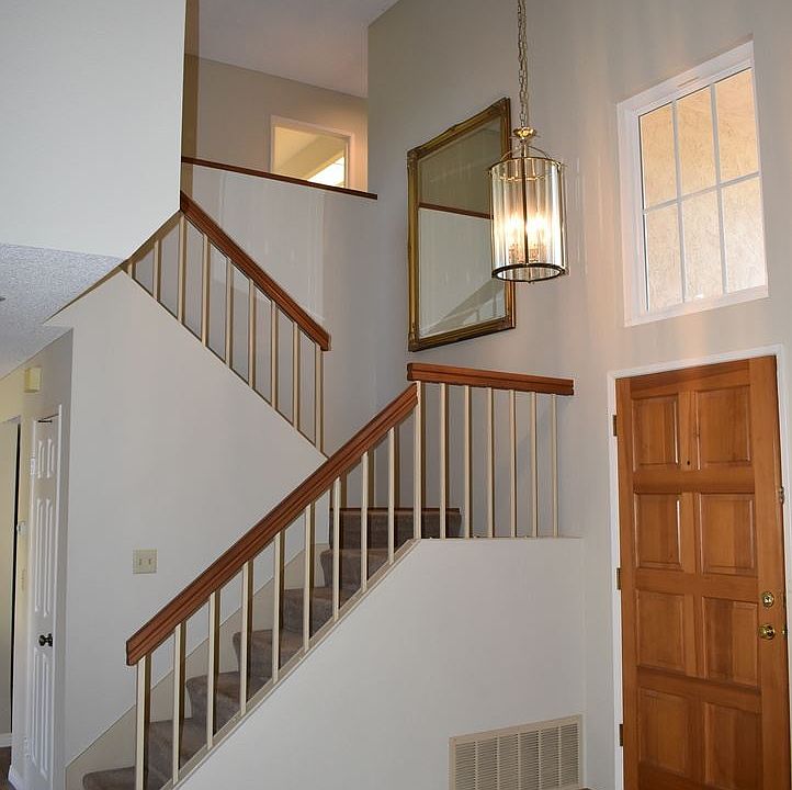 1st image of 9325 Vervain St