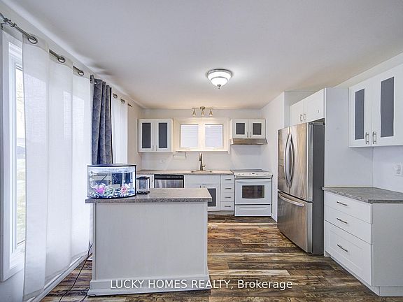 5th image of 711 Otonabee Dr