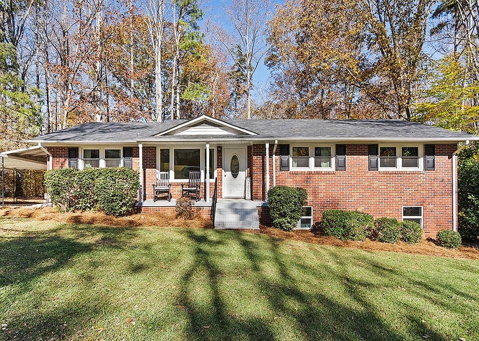 1st image of 213/215 Beechwood Cir