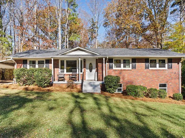 213/215 Beechwood Cir, Greenwood, SC 29646