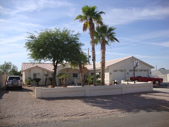 4th image of 1720 Topaz Dr