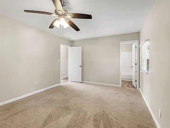 4th image of 3553 Vinyard Way