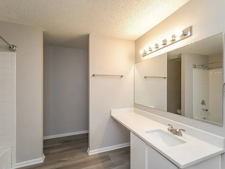 5724 Hammermill Dr — Photo 13