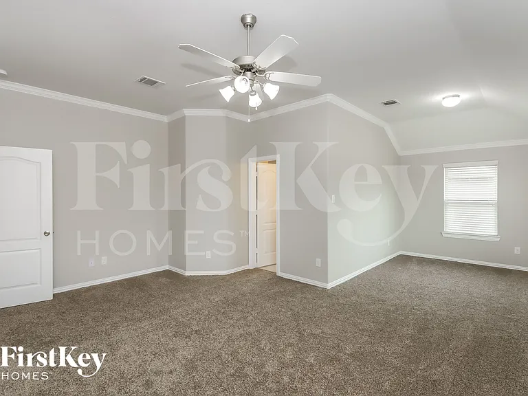 10107 Stone Briar Dr — Photo 11